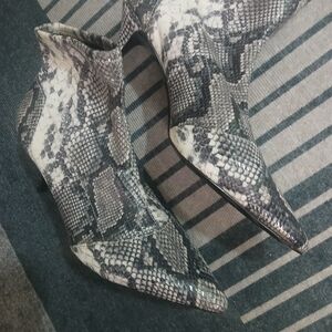 Charles David Black and White Snakeskin Ankle Boots